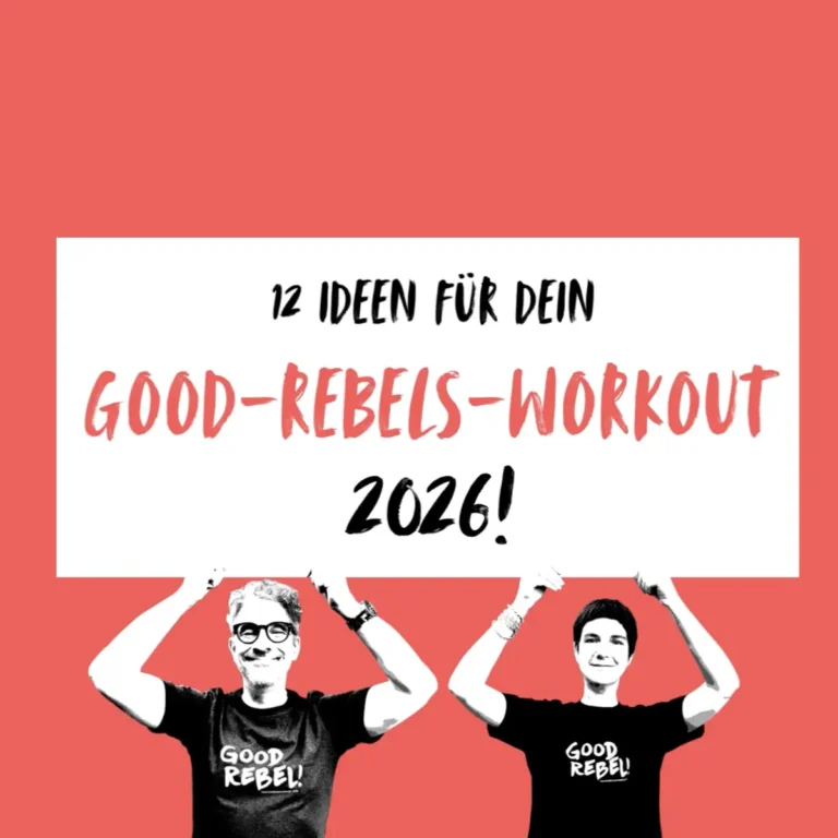 12 Ideen für dein Good Rebel Workout – Marek und Ilona halten ein Schild hoch